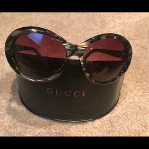 Gucci sunglasses